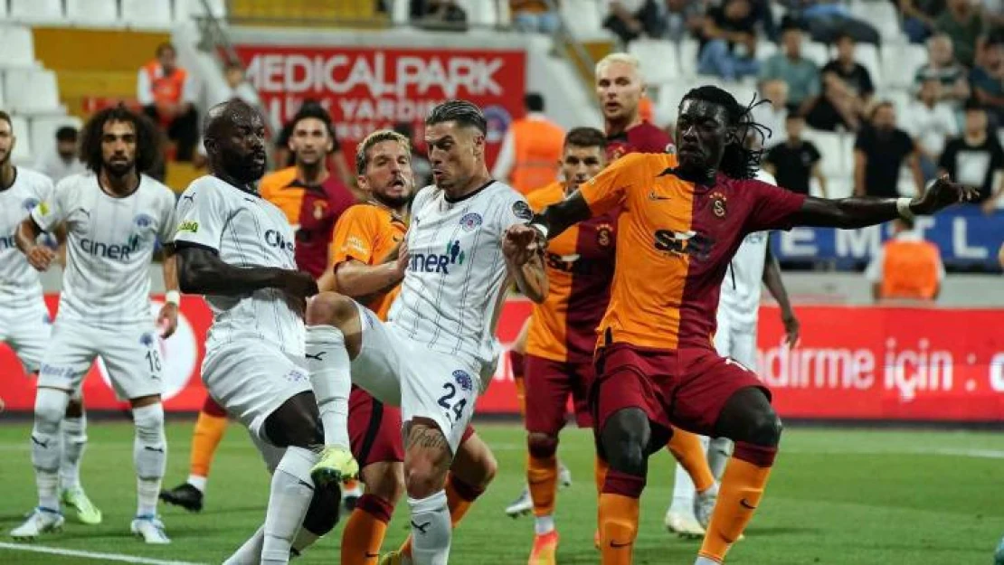 Spor Toto Süper Lig: Kasımpaşa: 1 - Galatasaray: 1 (İlk yarı)