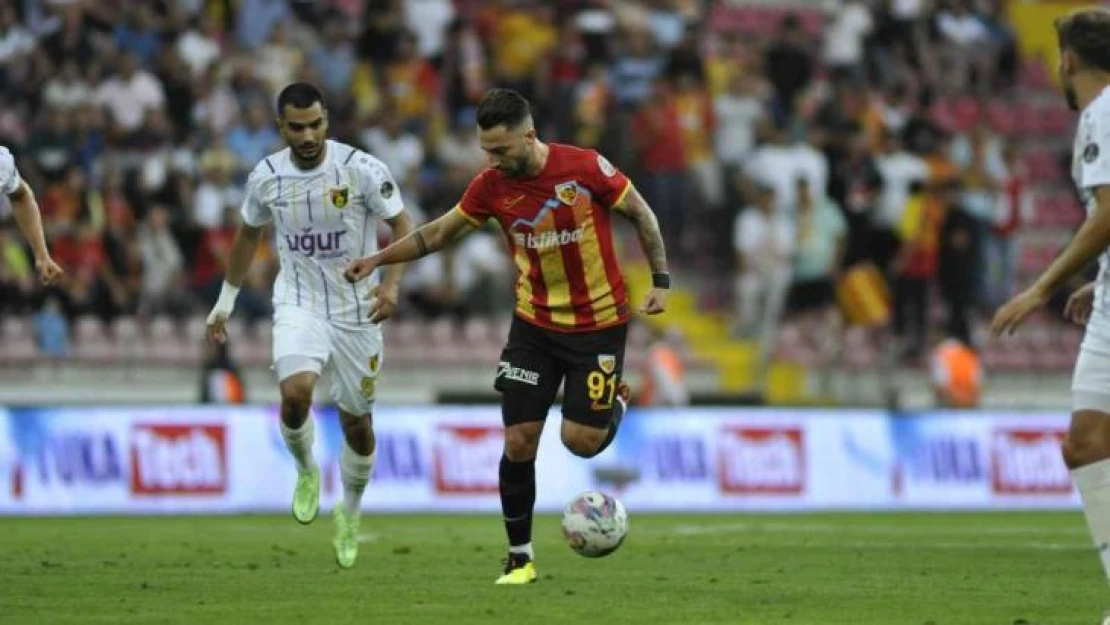 Spor Toto Süper Lig: Kayserispor: 1 - İstanbulspor: 0 (İlk Yarı)