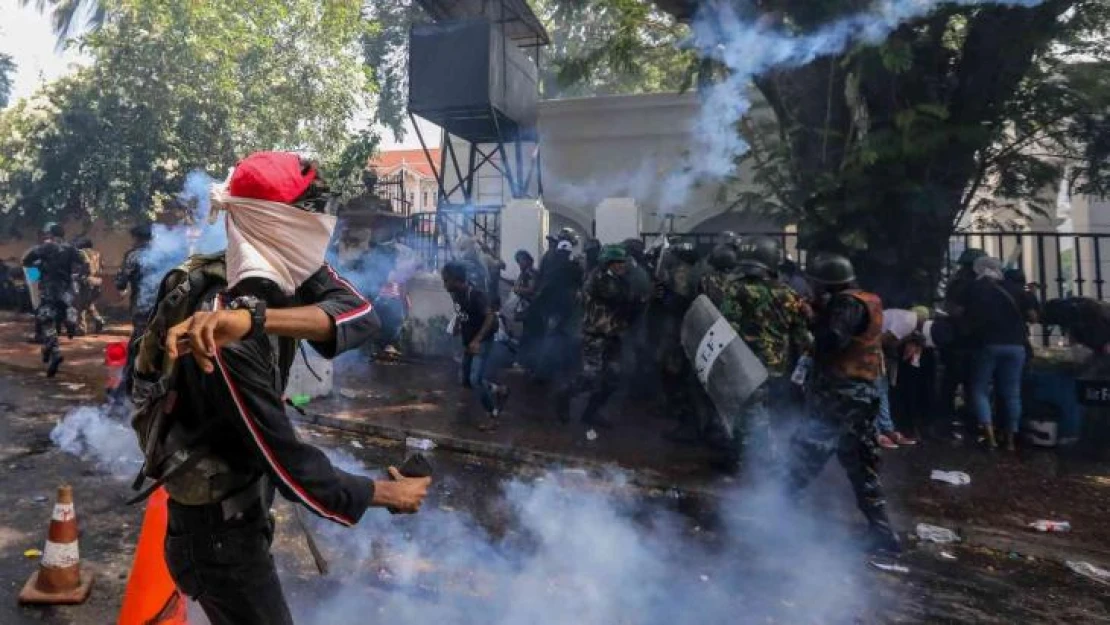 Sri Lanka'daki protestolarda 1 kişi öldü, 84 kişi yaralandı