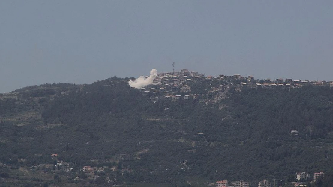 Suriye'de Türkiye sınırına yakın kasabalar bombanladı