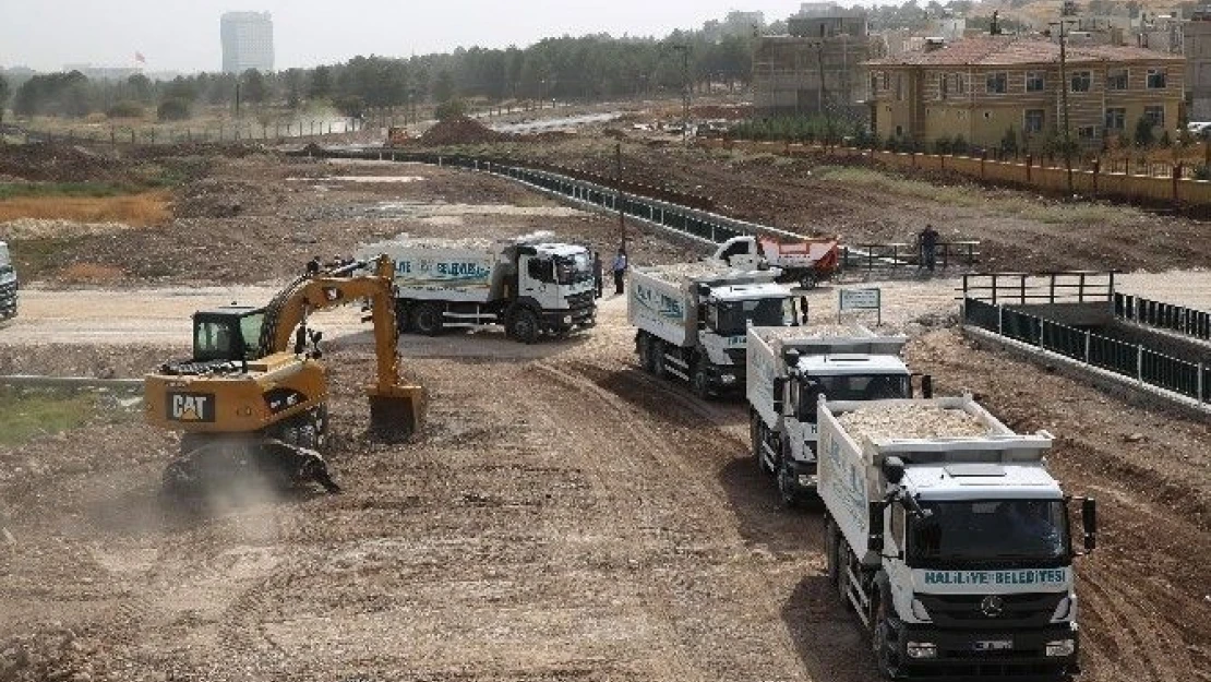 Haliliye  Belediyesi  41  Mahallenin  Yolunu  Tamamlandı