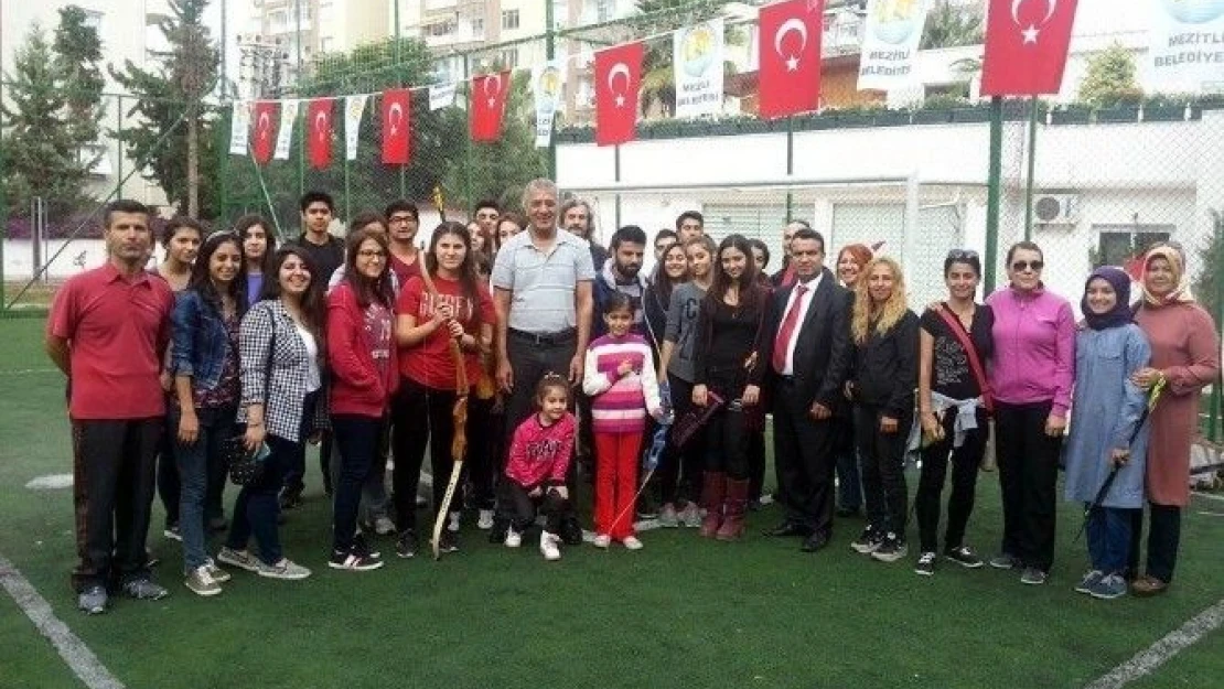 Mersin'de  'anne  ve  Babam  İle  Ok  Atıyorum'  Etkinliği