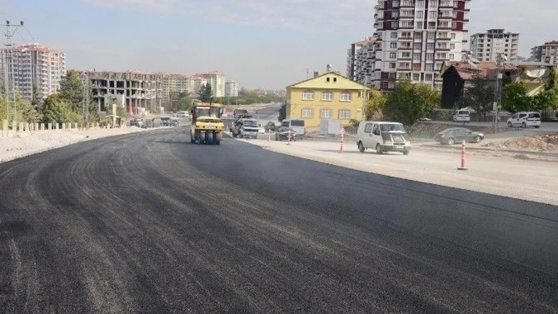 Tecde-yeşilyurt  Yolu  Asfaltlanıyor