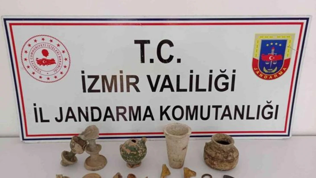 Tarihi eser kaçakçıları, jandarmaya yakalandı