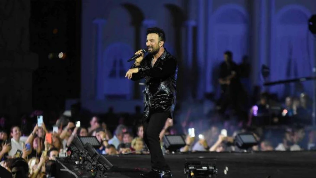 Tarkan, yüzbinlerce İzmirliyi coşturdu