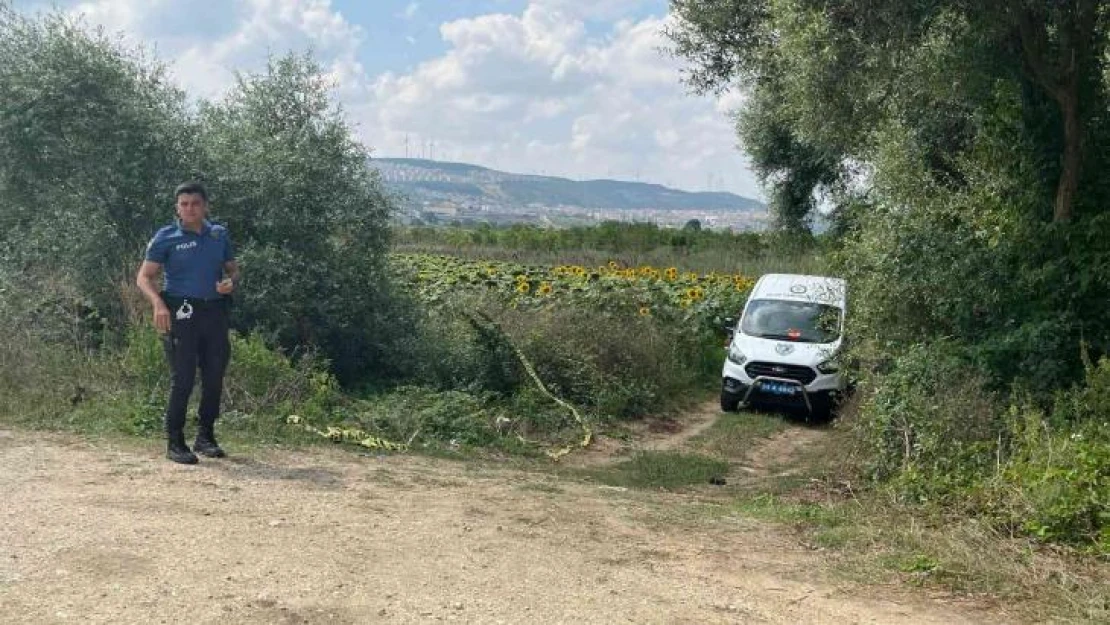 Tarlasını sulamak isteyen çiftçi ağaçların arasında erkek cesedi buldu