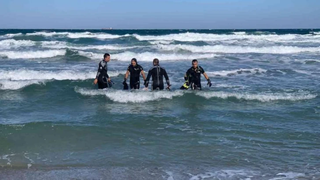 Tekirdağ'da denize giren 2 kardeşten biri kayboldu, diğeri hastaneye kaldırıldı