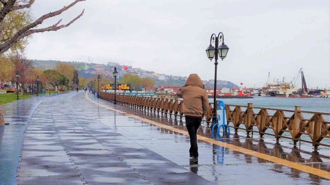 Tekirdağ'da sağanak yağış