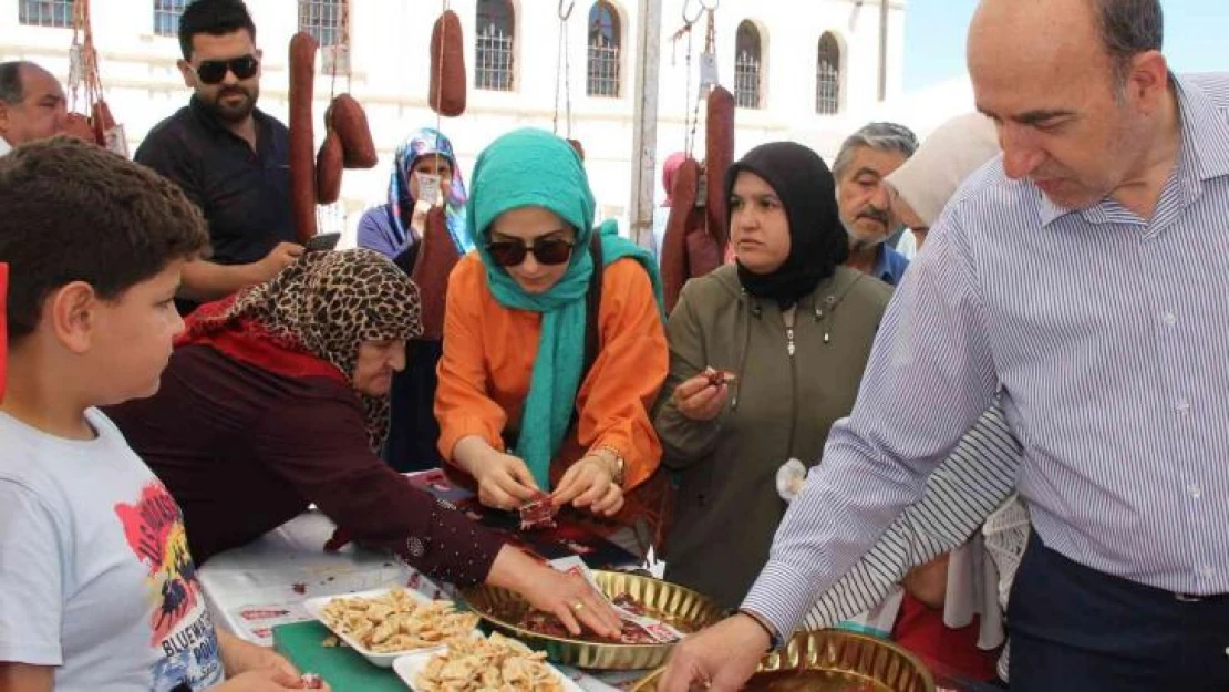 Tescillenen Sivas pastırması kapış kapış gitti