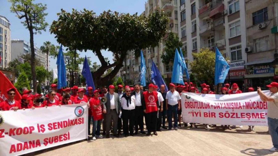 Tez-Koop İş Sendikası üyeleri, Mersin Üniversitesi yönetimini protesto etti