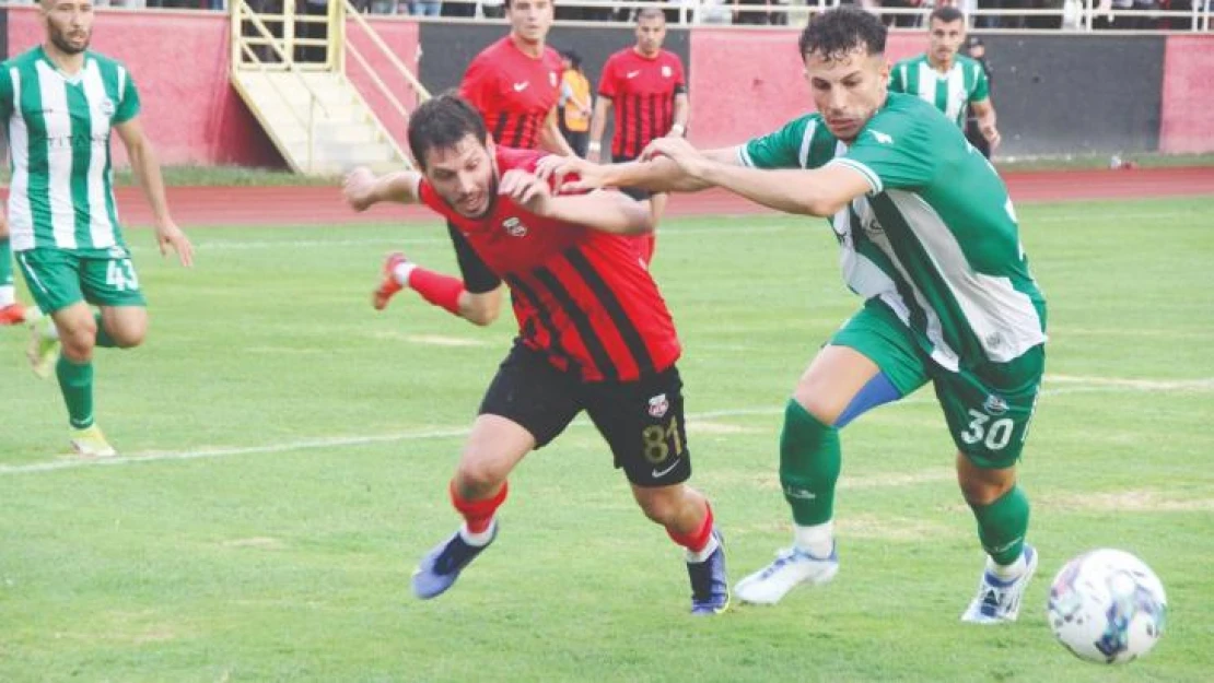 TFF 2. Lig: Kastamonuspor: 1 - Serik Belediyespor: 2