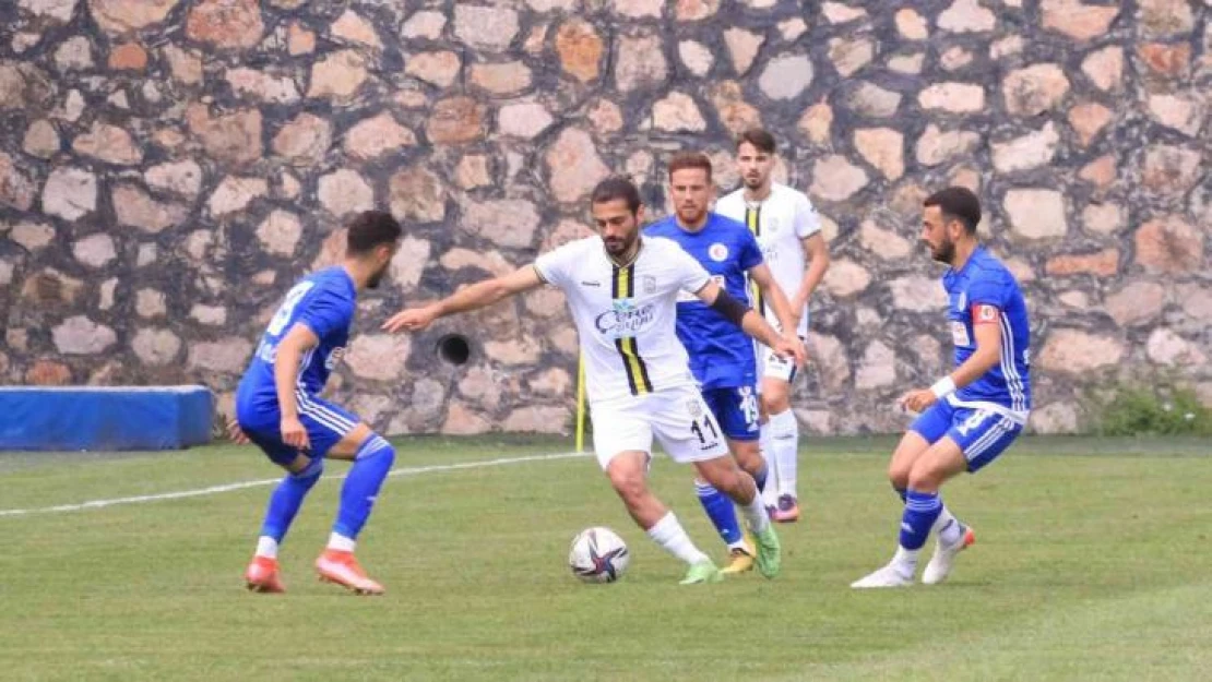 TFF 3. Lig: Belediye Derincespor: 1 - Fethiyespor: 1