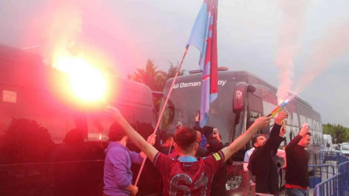 Trabzonspor, Hatay'da coşku ile karşılandı