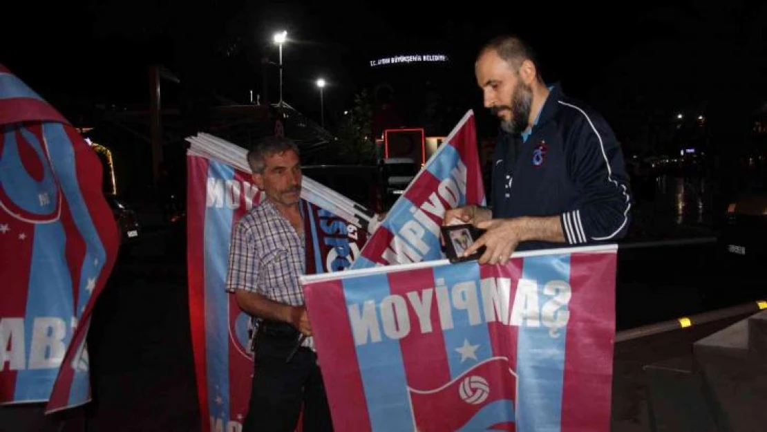 Trabzonspor'un şampiyonluğu Aydın'da doyasıya kutlandı