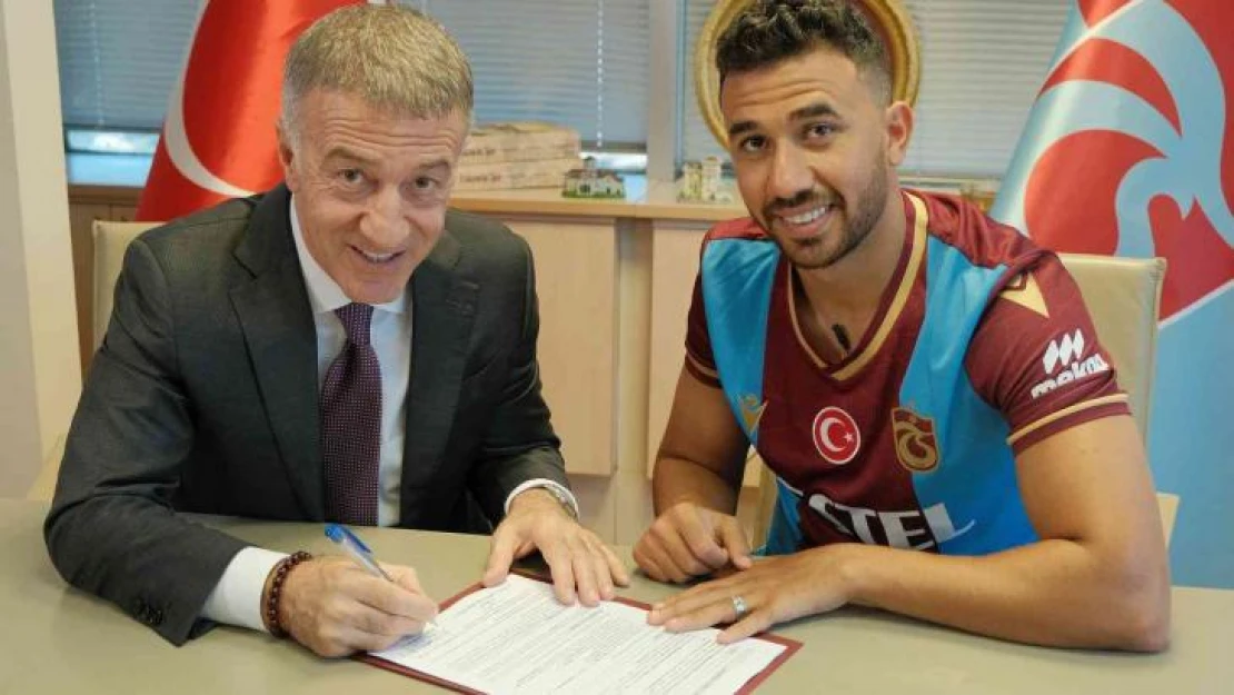 Trabzonspor yeni transferi Trezeguet için imza töreni düzenledi