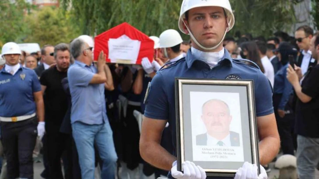 Trafik kazasında hayatını kaybeden polis memuru için tören düzenlendi