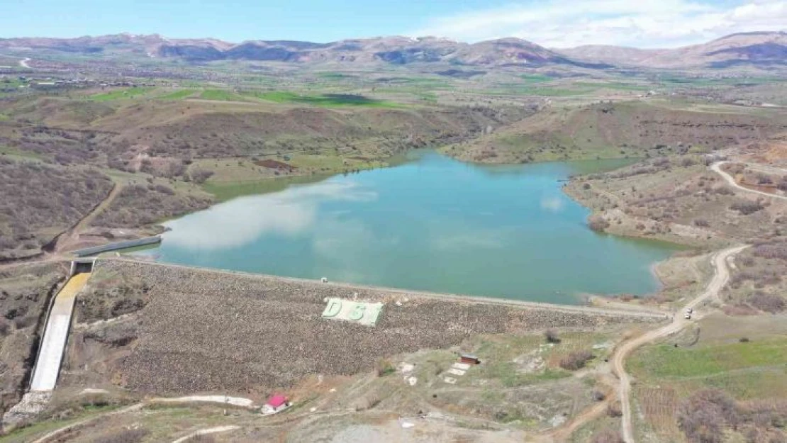 Tunceli'de dolan barajın kapakları açıldı, tahliye başladı