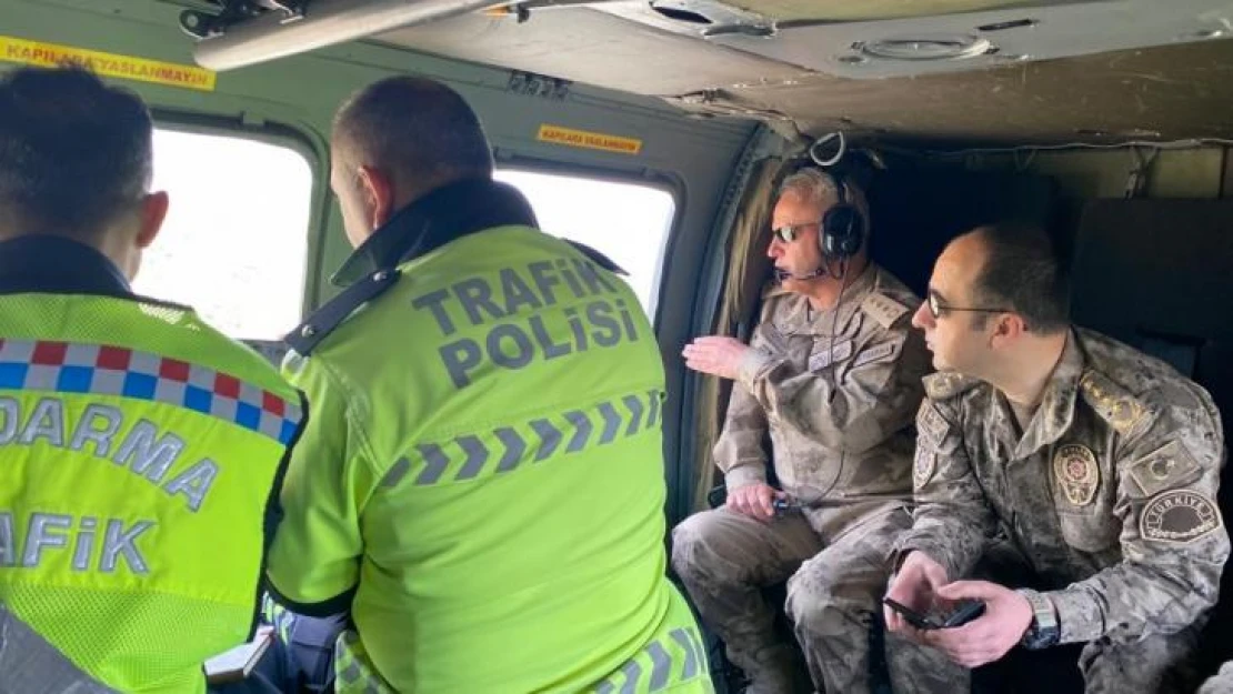 Tunceli'de helikopterli trafik denetimi