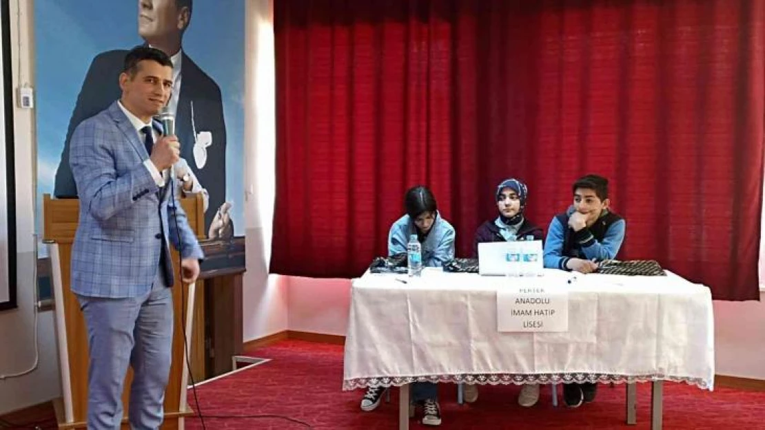 Tunceli'de imam hatip liseleri arası bilgi yarışması düzenlendi