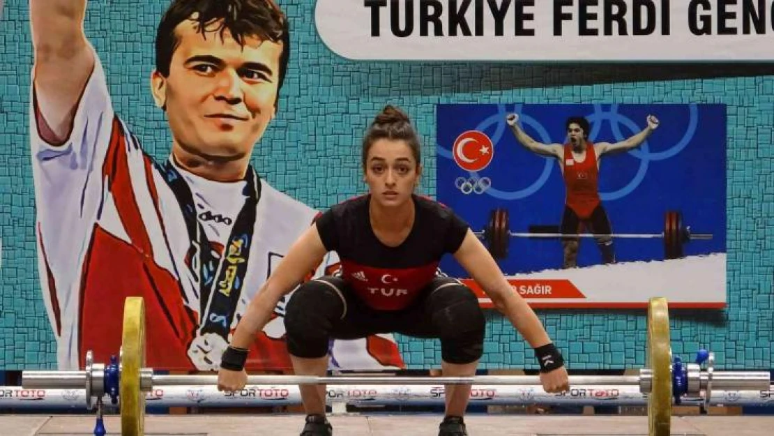 Türkiye Ferdi Gençler ve U23 Halter Şampiyonası, Van'da başladı