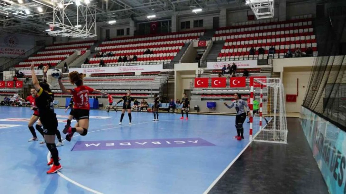 Türkiye Hentbol Kadınlar Süper Ligi: Kastamonu Belediyespor: 40 - Tekirdağspor: 21