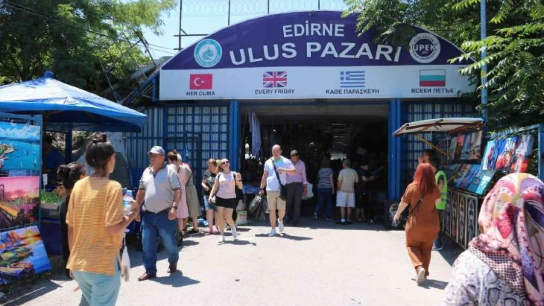 Ulus Pazarı Bulgar turistlerin akınına uğradı