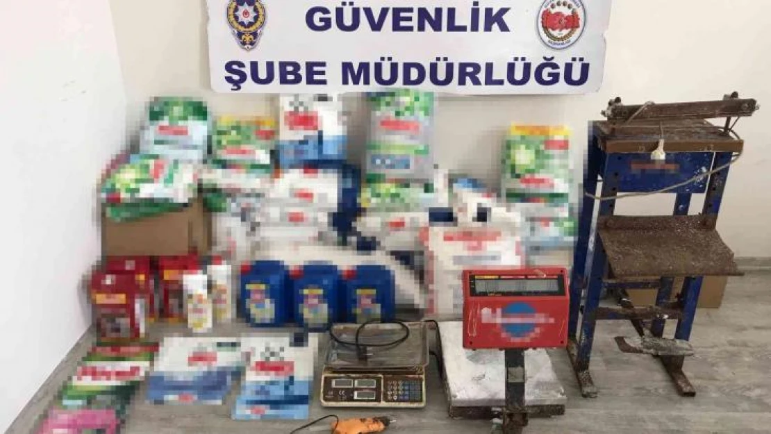 Ünlü markaların taklidi deterjan ve çay ürünleri ele geçirildi