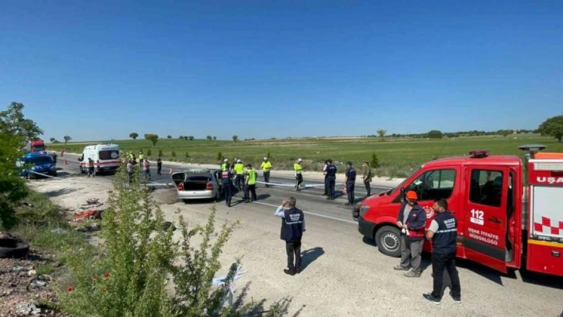 Uşak'ta hamile kadın ve annesi feci kazada hayatını kaybetti