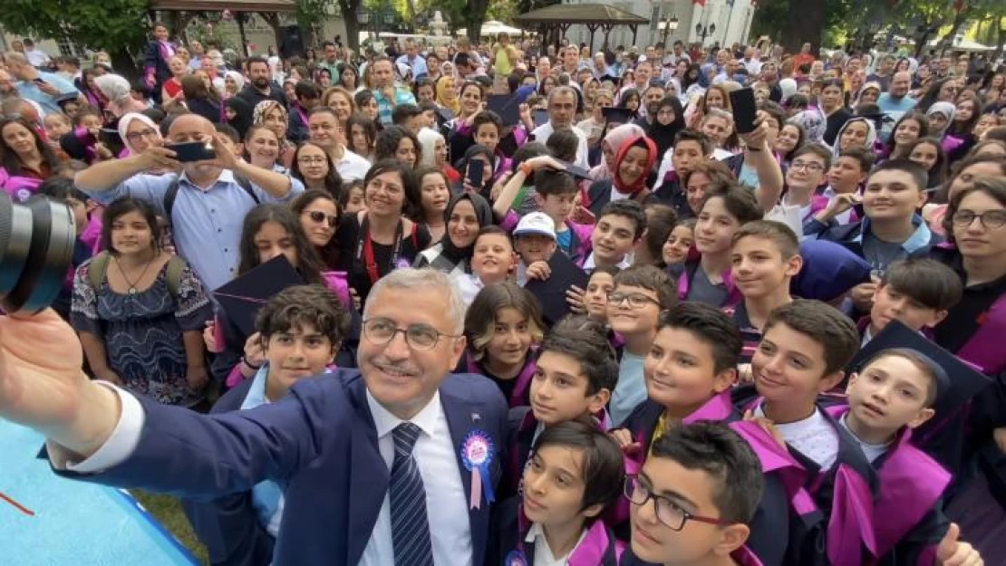 Üsküdar'da Çocuk Üniversitesi mezuniyet coşkusu yaşandı