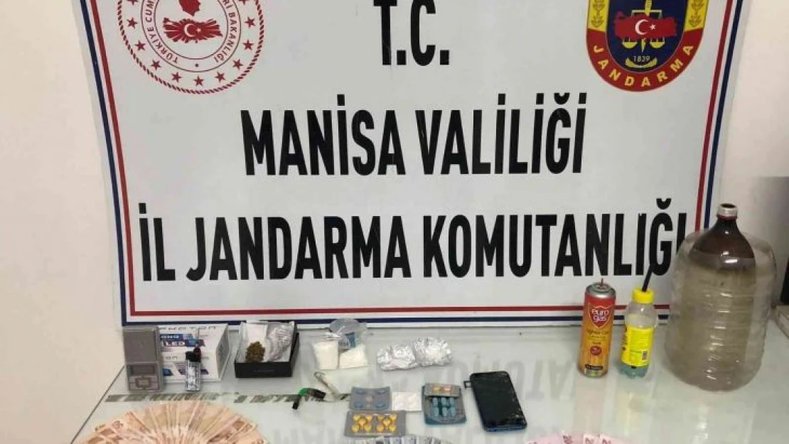 Uyuşturucu tacirlerine jandarmadan operasyon