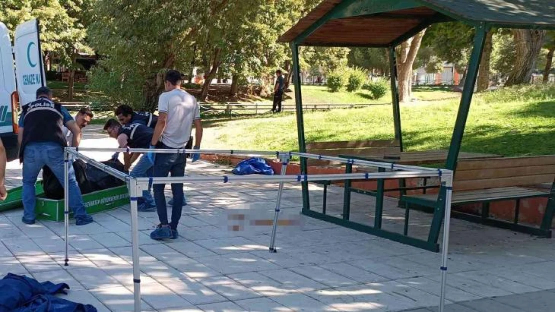 Uzman çavuş, parktaki bankta ölü bulundu