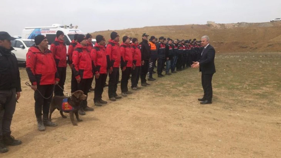 Vali Akın, kayıp arama çalışmalarını yerinde inceledi