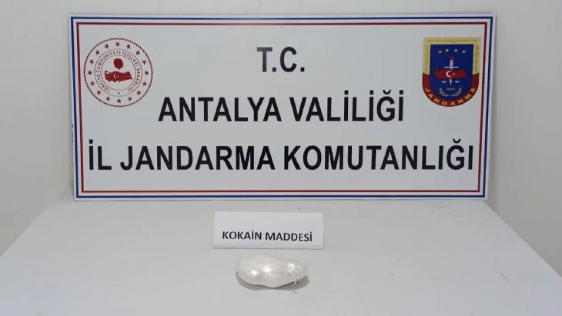 Valizden kokain çıktı