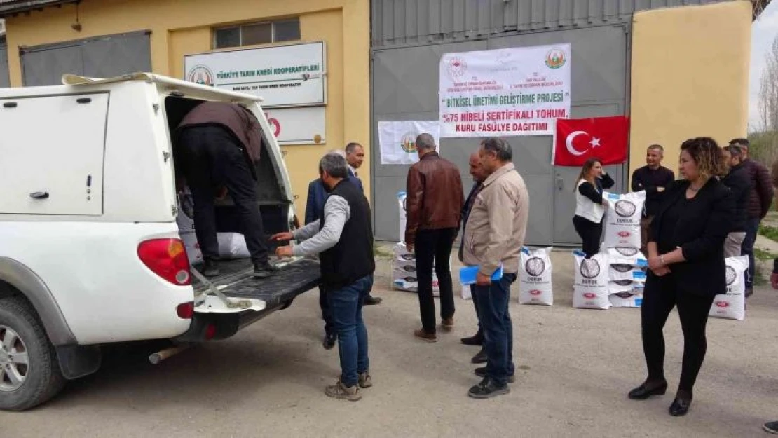 Van'da 15 ton kuru fasulye tohumu dağıtıldı