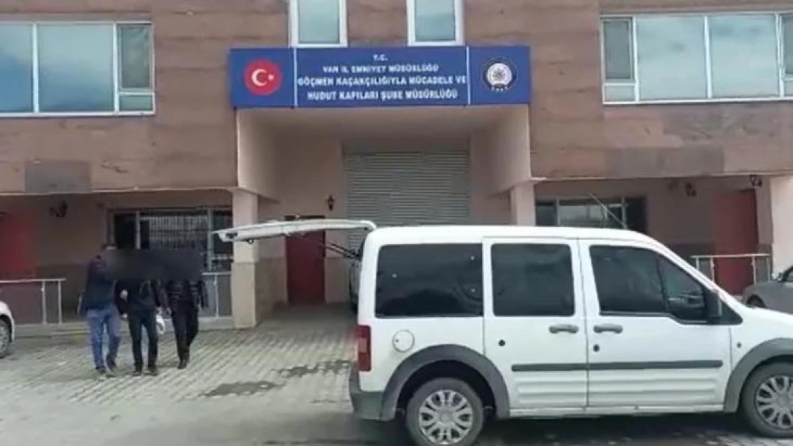 Van'da 4 organizatör tutuklandı