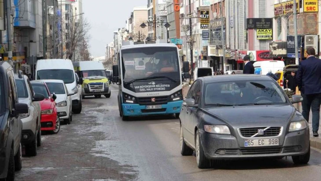 Van'da şehir içi ulaşıma zam