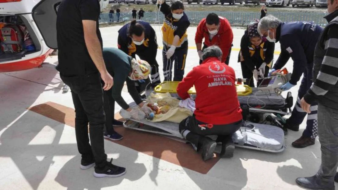 Yangında yaralanan 6 aylık bebek hava ambulansıyla Ankara'ya sevk edildi