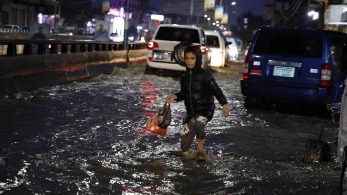 Yemen'de sel felaketi: 9 ölü, 1 yaralı