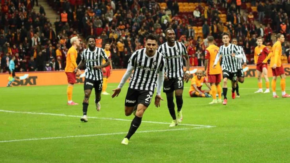 Yönetimsiz kalan Altay'da futbolcular ayrılıyor