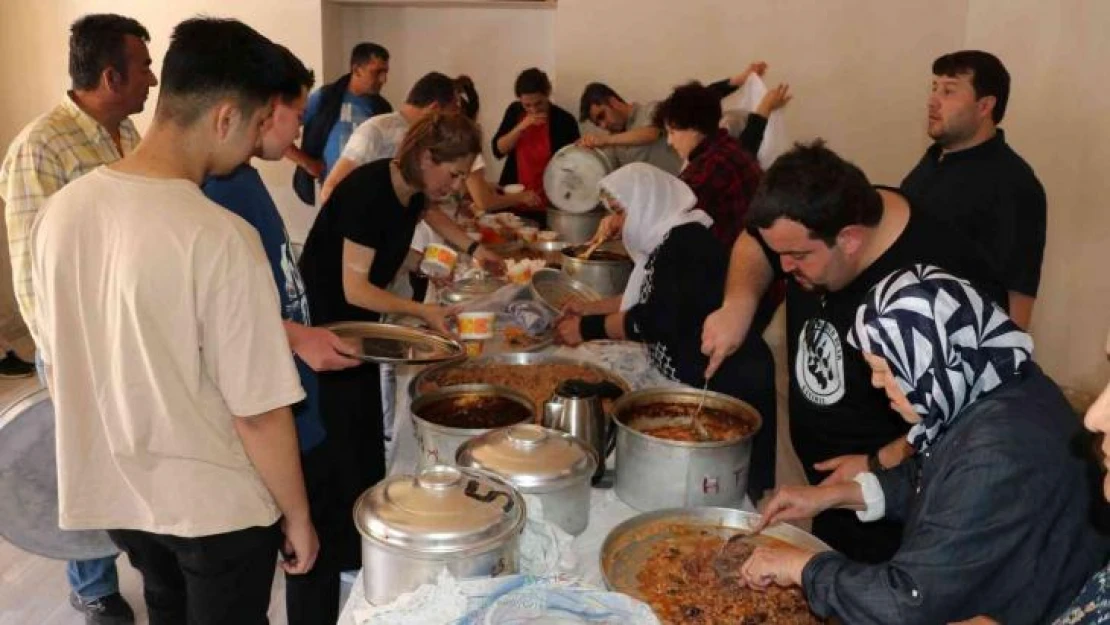 Yöresel lezzetlerden 'Yazıköy Keşkeği' fırından çıkartılıp tanıtıldı