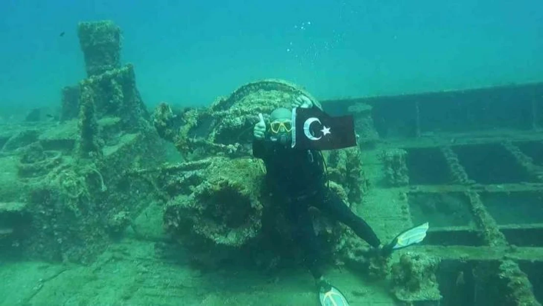 Yunanlılara kafa tutan Türk balıkçı, Çanakkale Savaşları'ndan kalma 'Lundy' batığına daldı