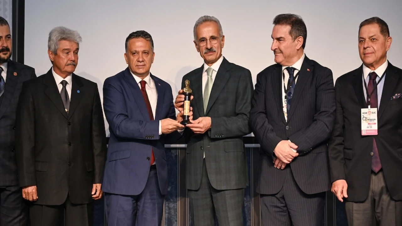 ..Ve 5G ile gazeteciler 8K kalitede kesintisiz canlı yayın yapabilecek