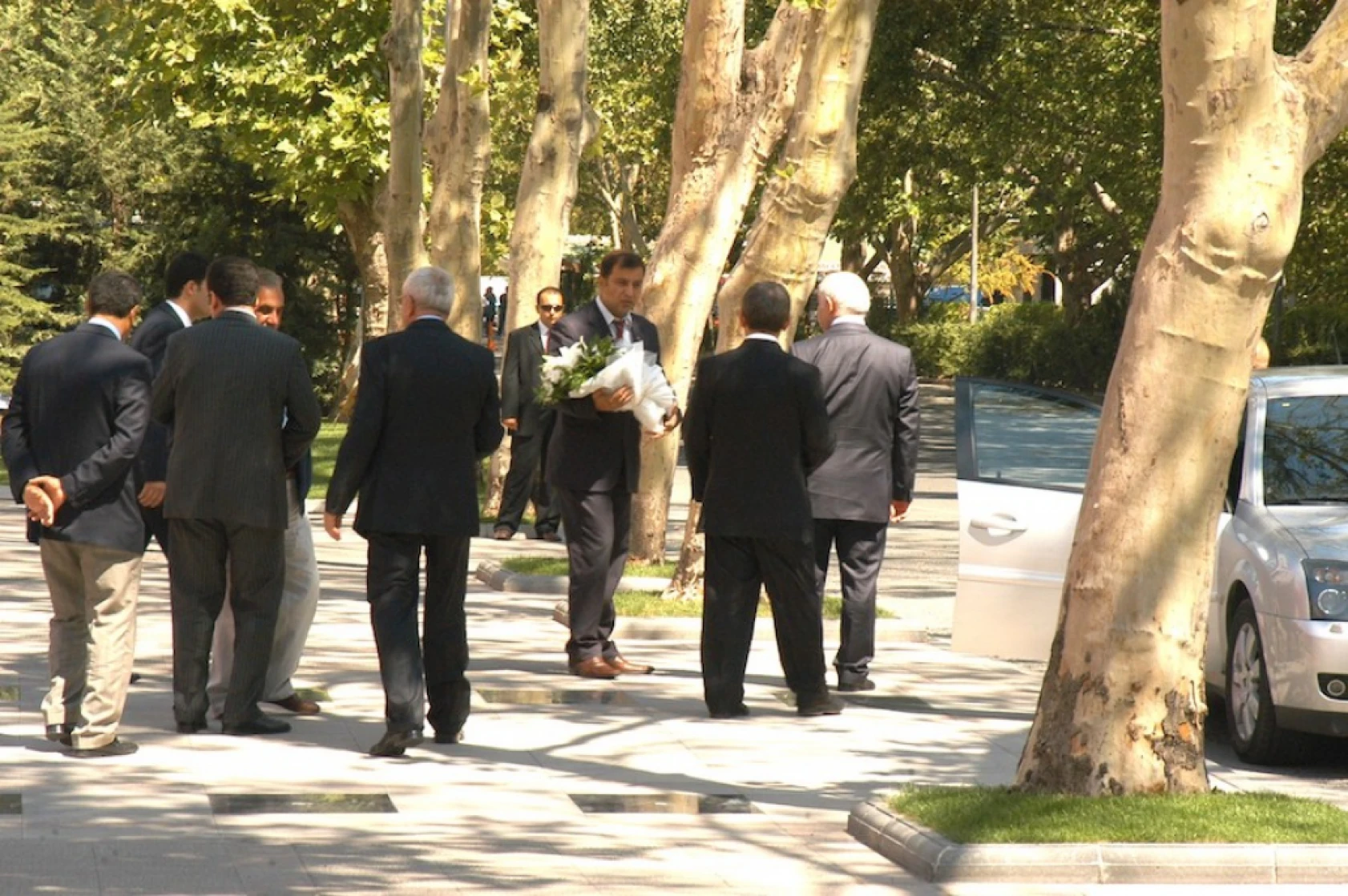 Abdüllatif Şener'e hediye edilen kitaptaki kehanet