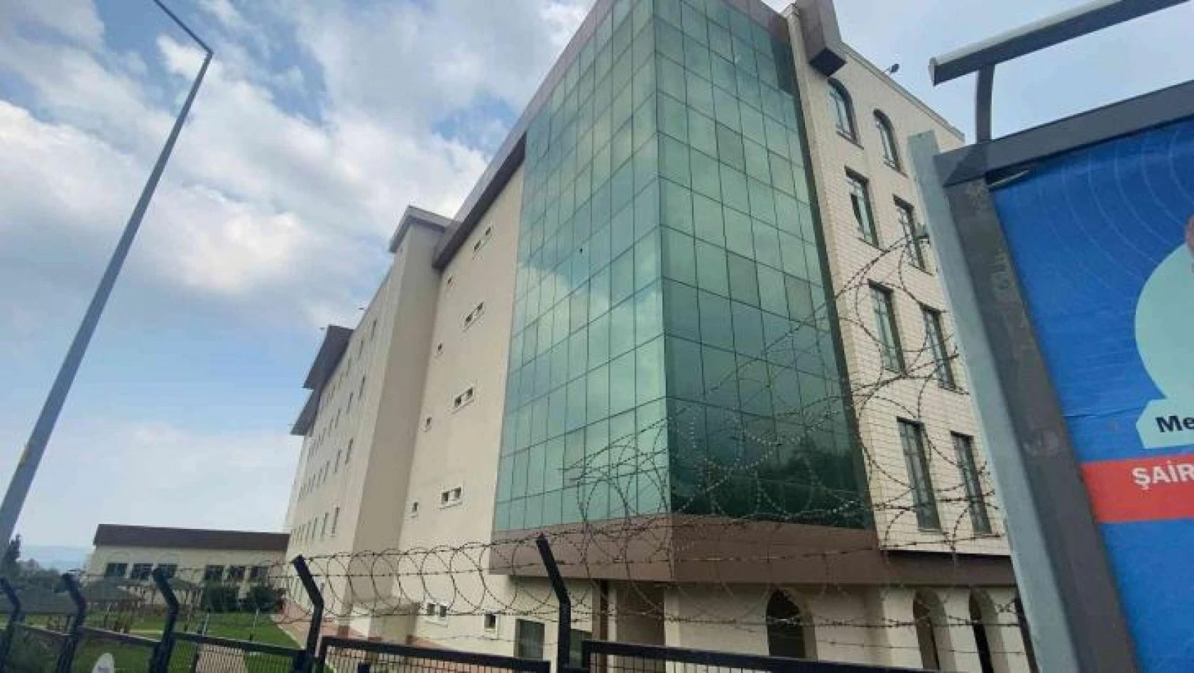 Bursa Teknik Üniversitesi'nde yangın paniği