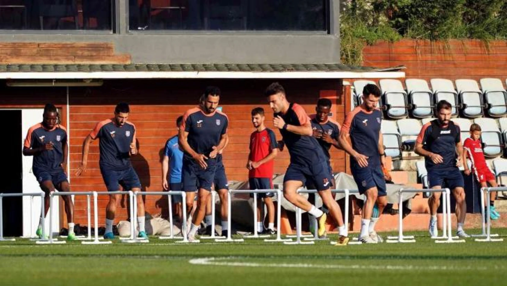 Medipol Başakşehir, Alanyaspor maçı hazırlıklarını sürdürdü