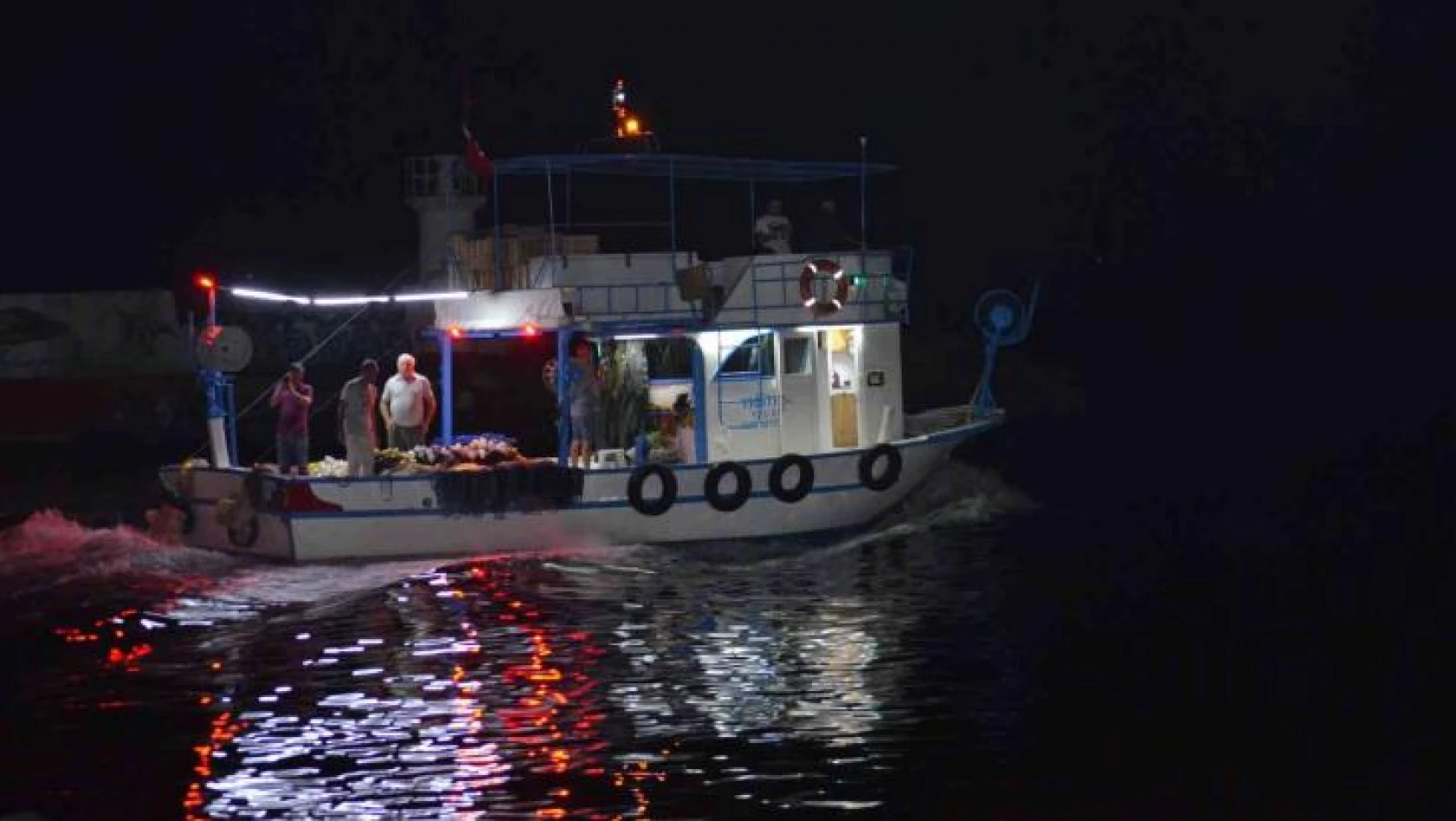 Tekirdağ'da balıkçılar 'Trakya havalarıyla' denize açıldı