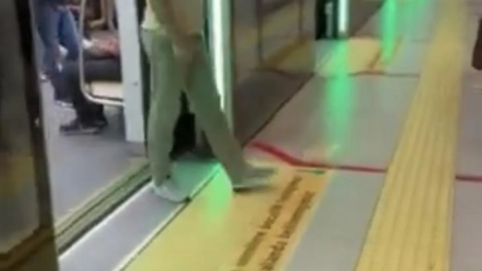 Üsküdar-Çekmeköy metrosunda arıza nedeniyle seferler durdu