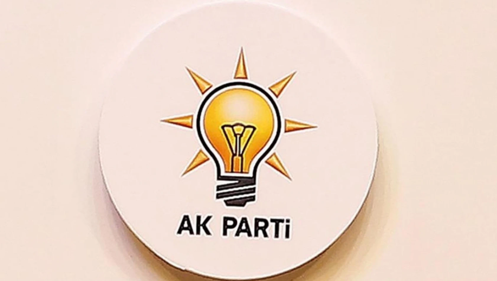 AK Parti'de köklü değişim sinyali