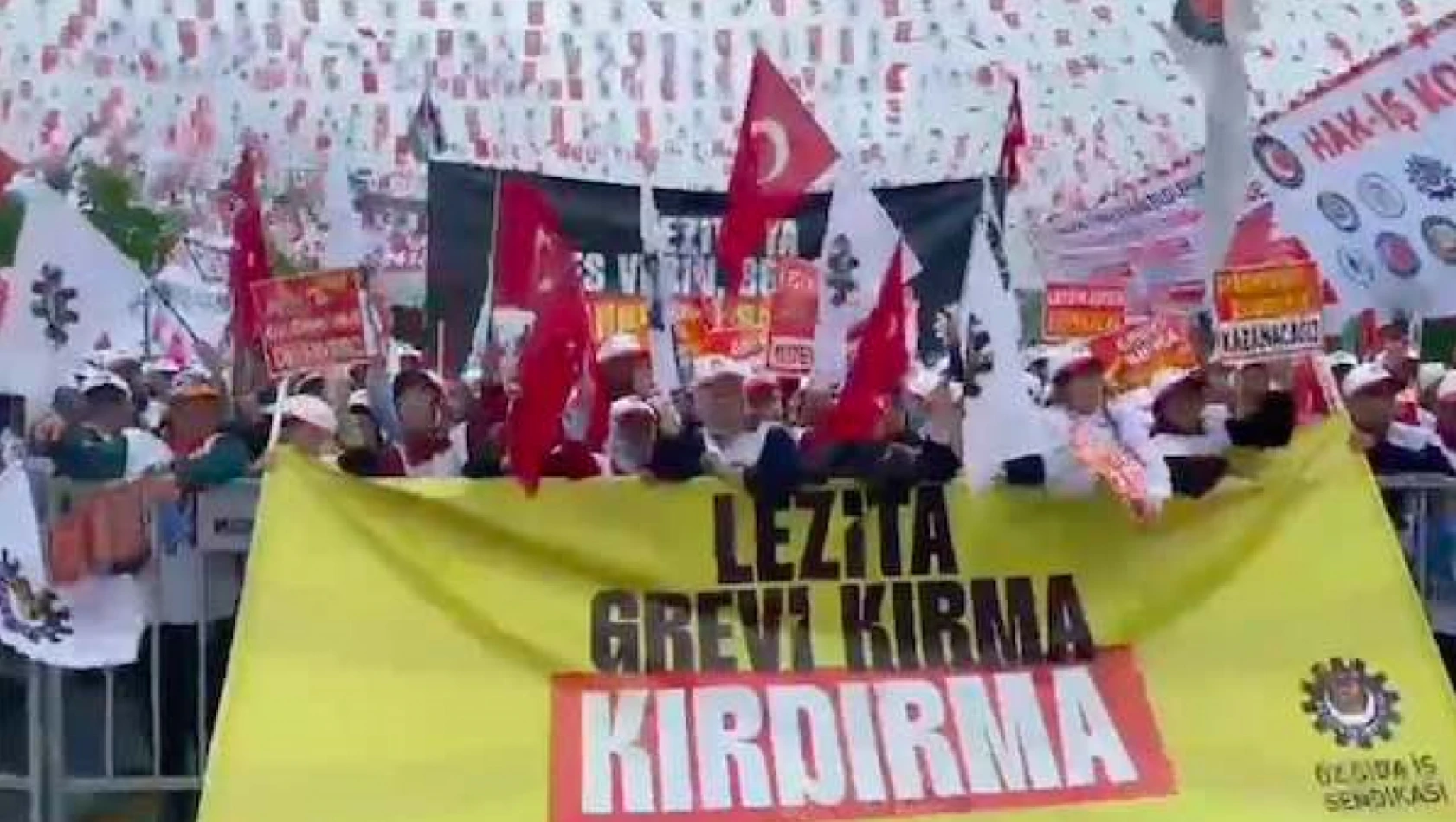 Sendikayla 'Lezita' kavgası... Türkler yerine yabancıların işe alınacağı iddiasını Bakanlık niye yalanladı?