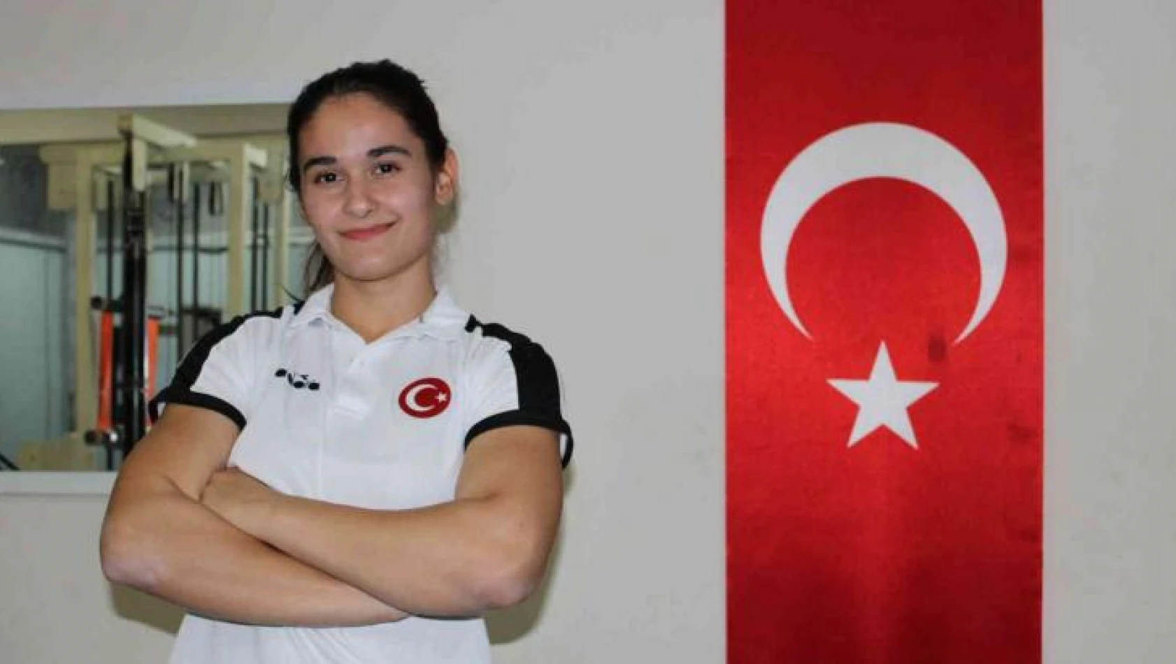 Bilek güreşçileri Türk bayrağını olimpiyatlarda da temsil etmek istiyorlar